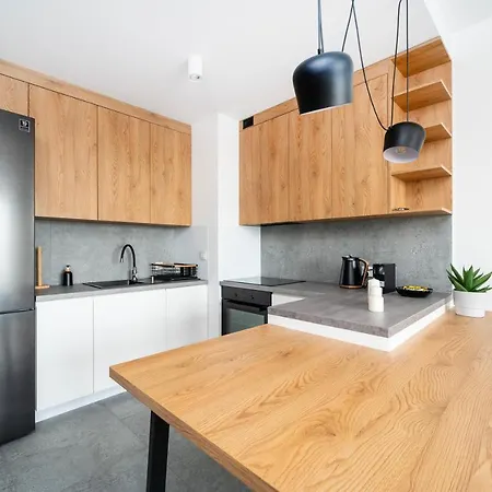 Apartamento 9th Floor Manufaktura With Parking By Rentujemy