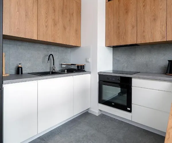 9th Floor Manufaktura With Parking By Rentujemy Apartamento